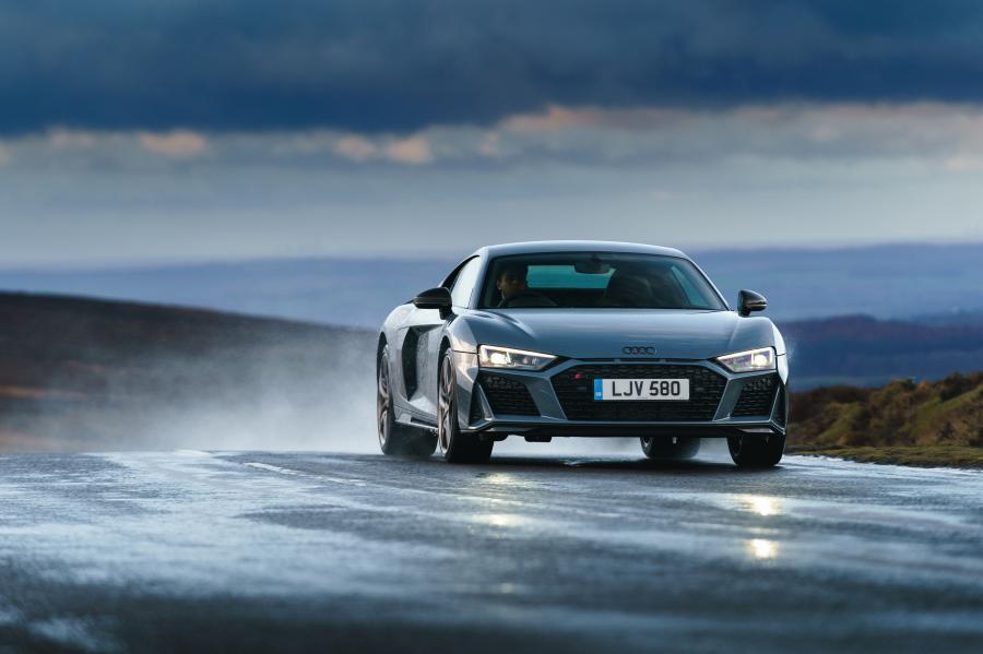  Audi R8 V10 Performance 2019 года  (UK) (фото 5 из 136)